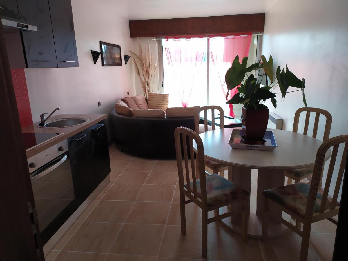 50M2 2 A 4 Pers Tout Confort Balcons Jardin Terrasse Les Albres Екстериор снимка
